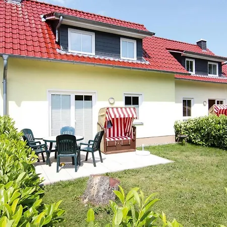 Semi-detached House, Kuehlungsborn