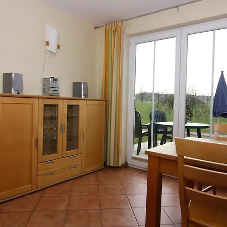 Semi-detached House, Holiday home Kuehlungsborn